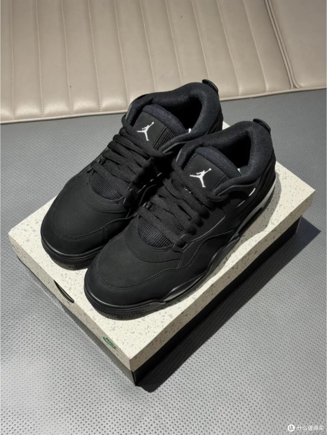 秋冬炸街王!AJ4黑武士 百搭又耐穿的宝藏球鞋