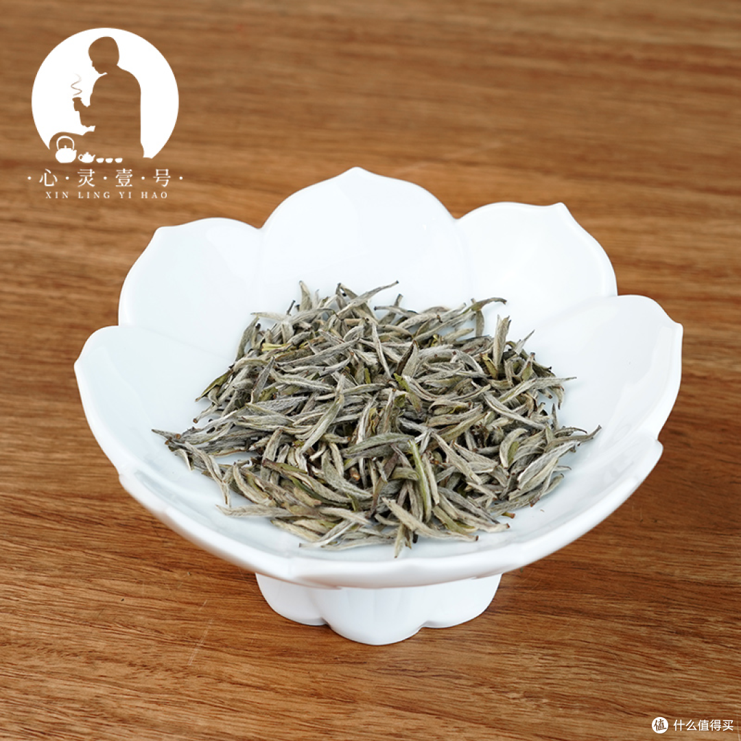 这款白毫银针，让我尝到了“简单”的真正滋味
