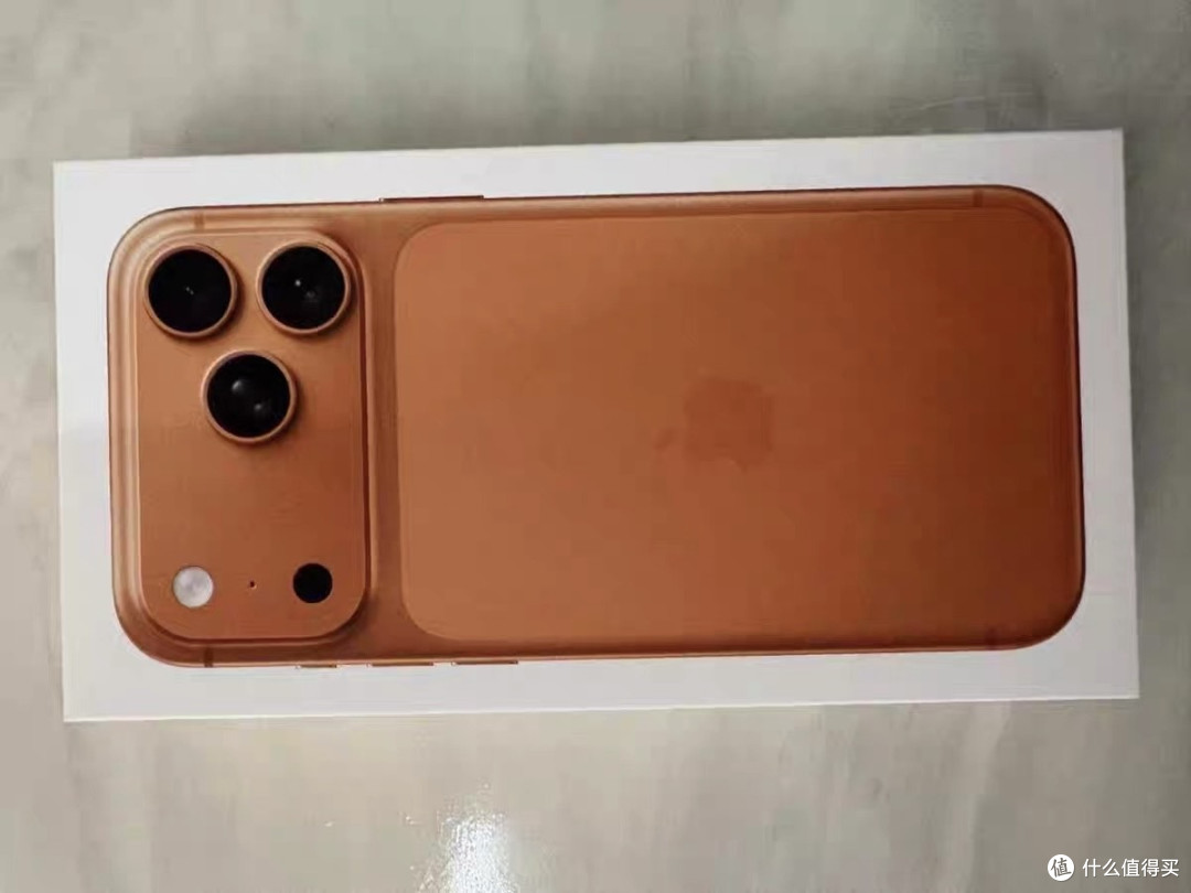 当iPhone 17 Pro遇见东方意境：一部用光影写诗的智能手机