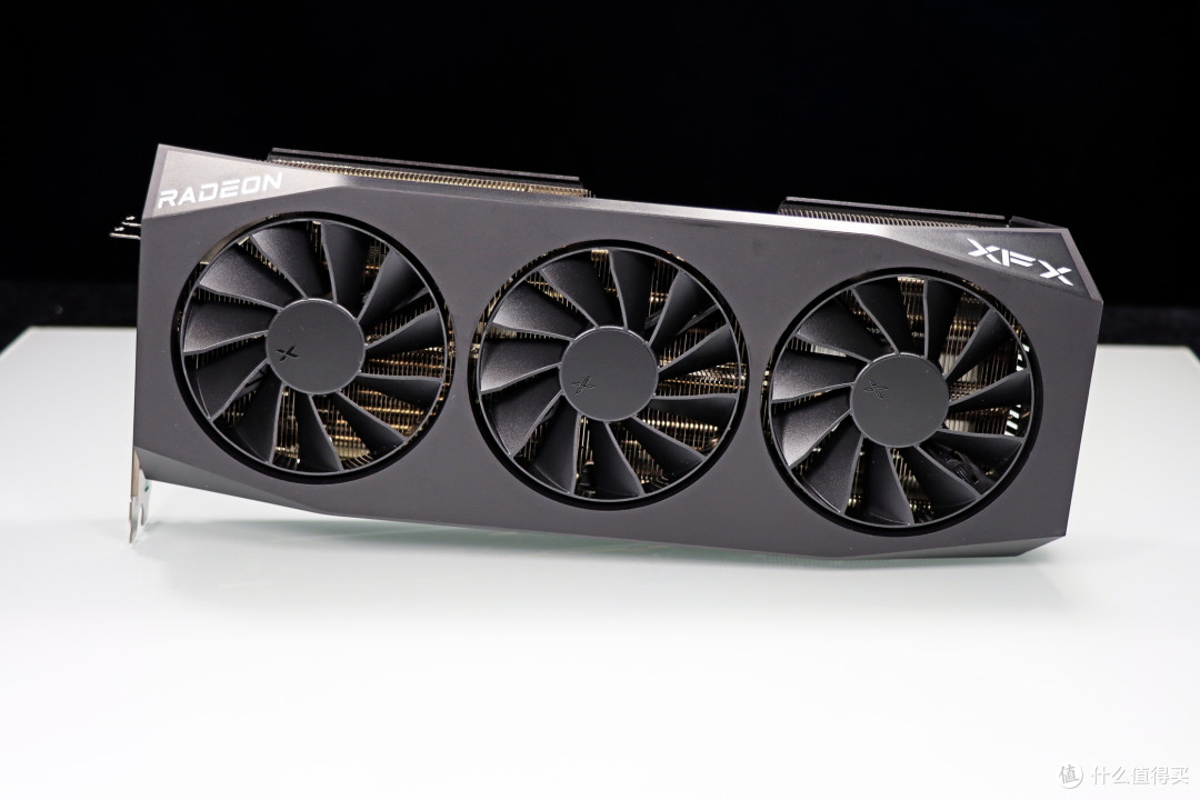 玩游戏的友友们,同价格下 9070 XT 完胜 RTX 5070,别选错了呀