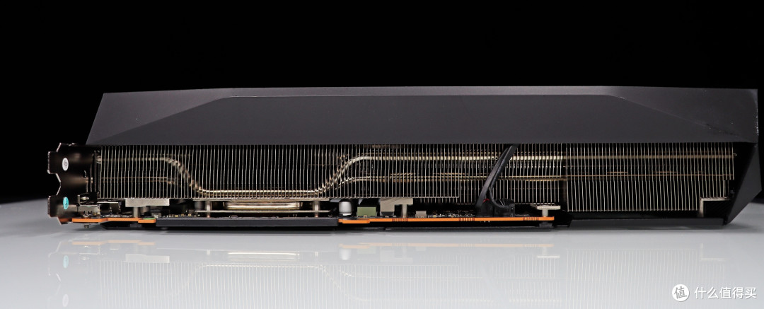 玩游戏的友友们,同价格下 9070 XT 完胜 RTX 5070,别选错了呀