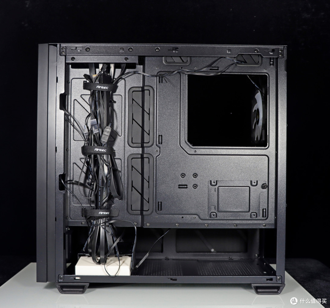 玩游戏的友友们,同价格下 9070 XT 完胜 RTX 5070,别选错了呀