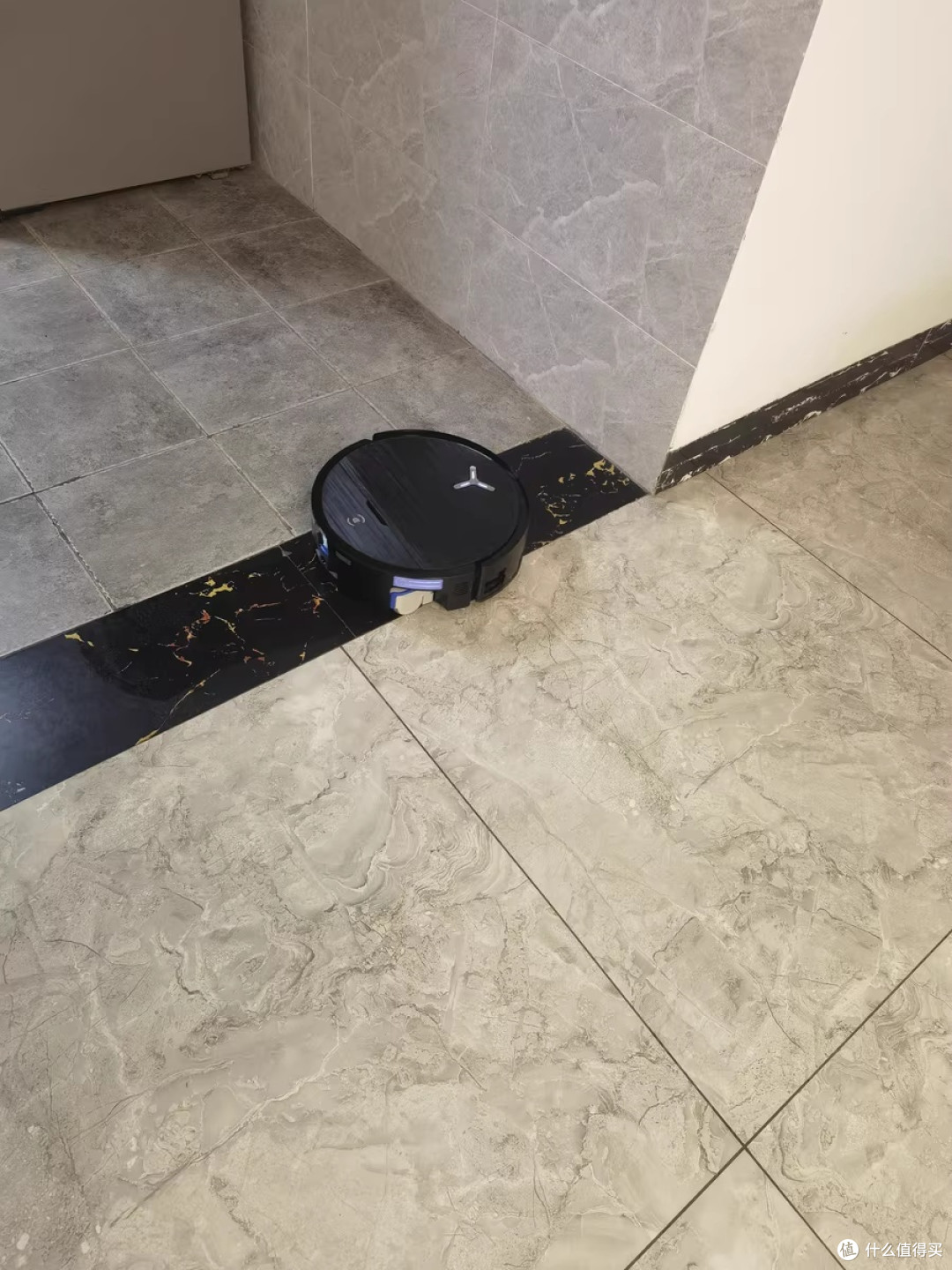 科沃斯X9PRO扫地机器人：解放双手的智能家居新体验