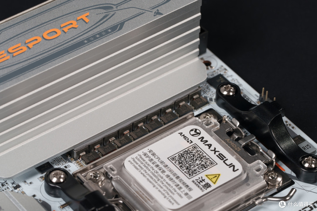 NR200P V3_ROG ASTRAL RTX 5080_铭瑄 B850I_阿斯加特 雷神 索尔