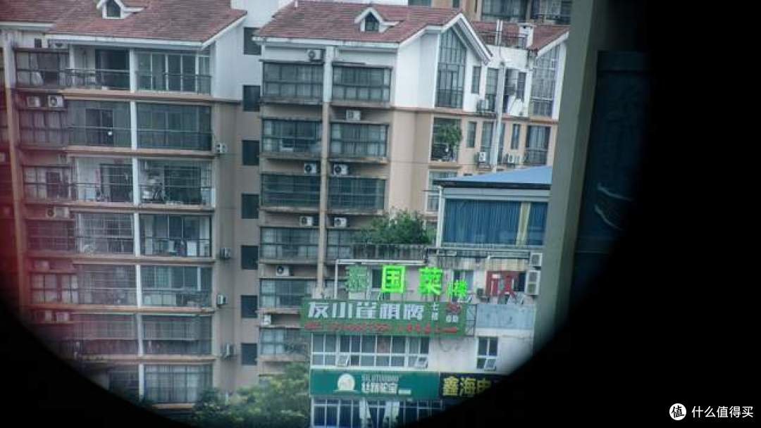 光学科技新高度,尽享极致视界:艾斯基倚天(10×42)望远镜!
