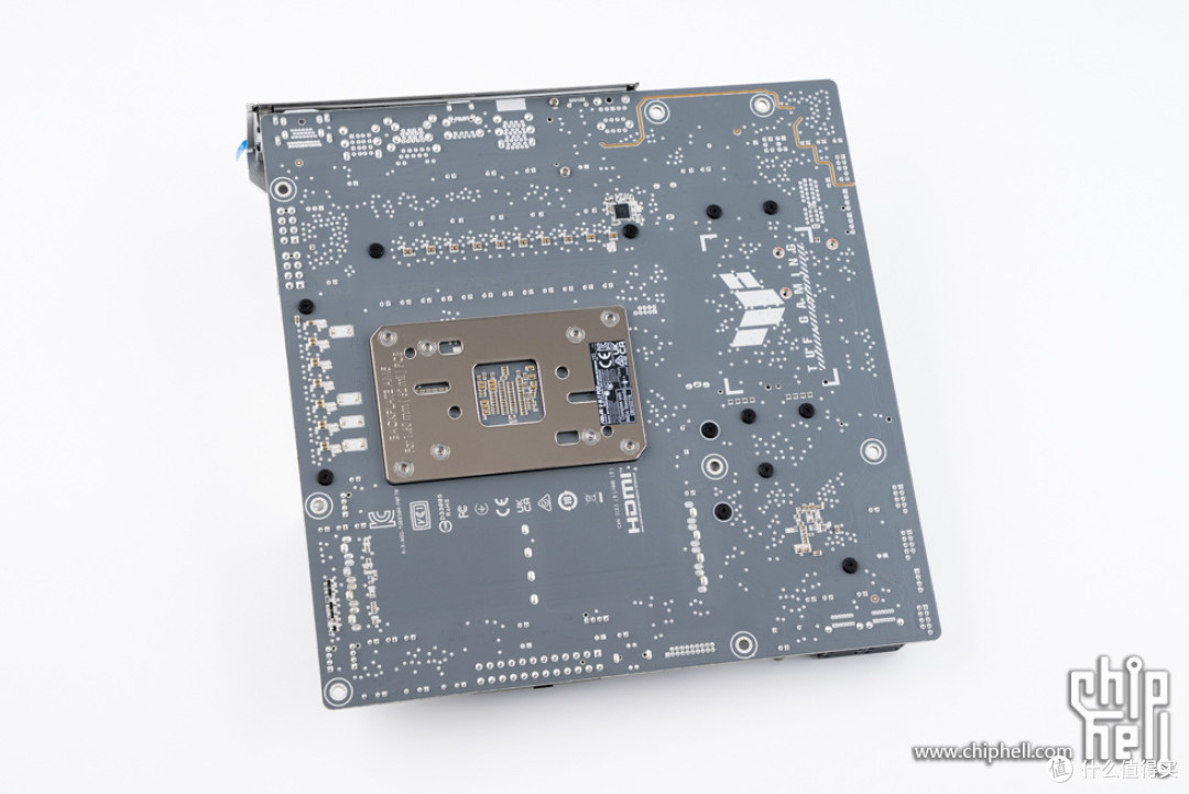 精致游戏主机，华硕 B850M + 影驰 5070 Ti 金属大师 + COOJ Z18