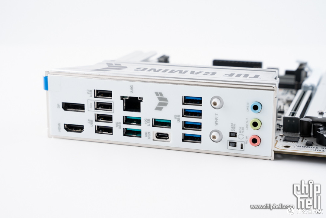 精致游戏主机，华硕 B850M + 影驰 5070 Ti 金属大师 + COOJ Z18