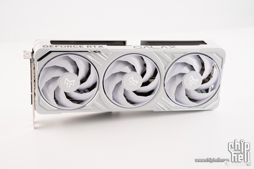 精致游戏主机，华硕 B850M + 影驰 5070 Ti 金属大师 + COOJ Z18