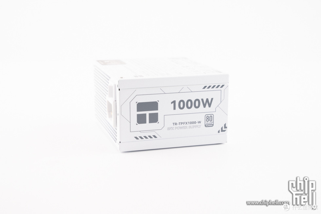 精致游戏主机，华硕 B850M + 影驰 5070 Ti 金属大师 + COOJ Z18
