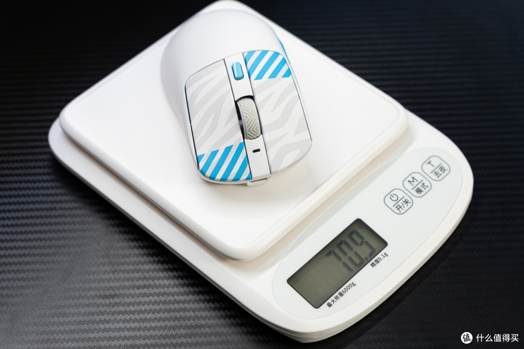 达尔优AE7体验:大手专用+舒适性能兼顾+75h续航,游戏办公双开挂