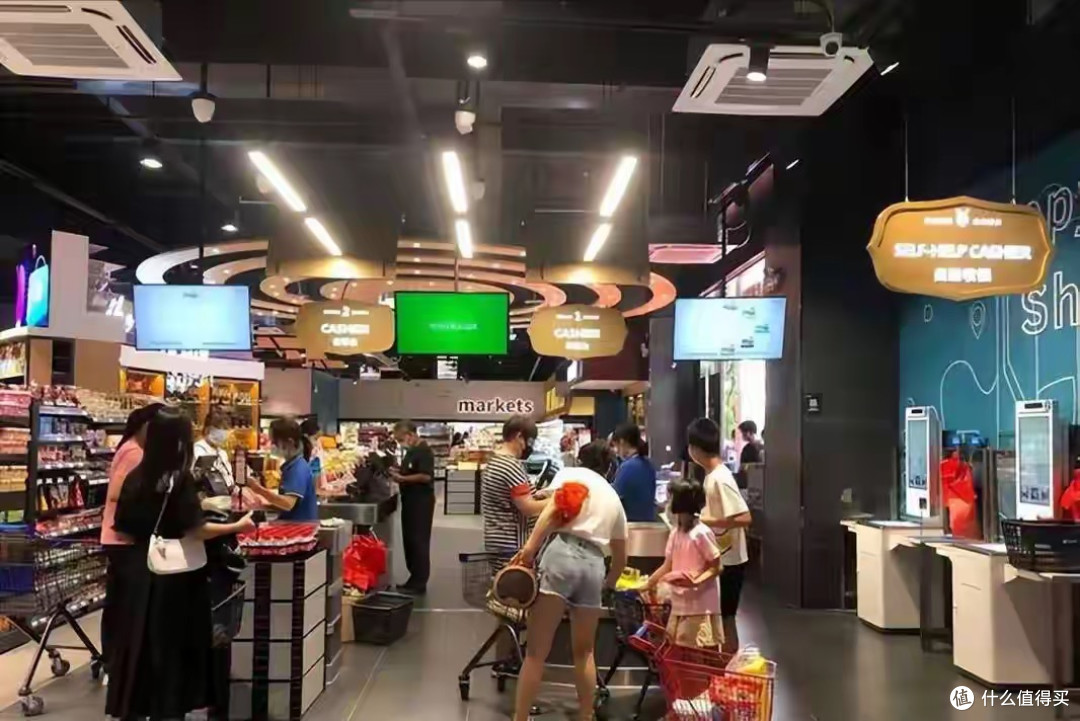 不玩虚标原价套路,胖东来"成本价签"引热议,消费者为何买账