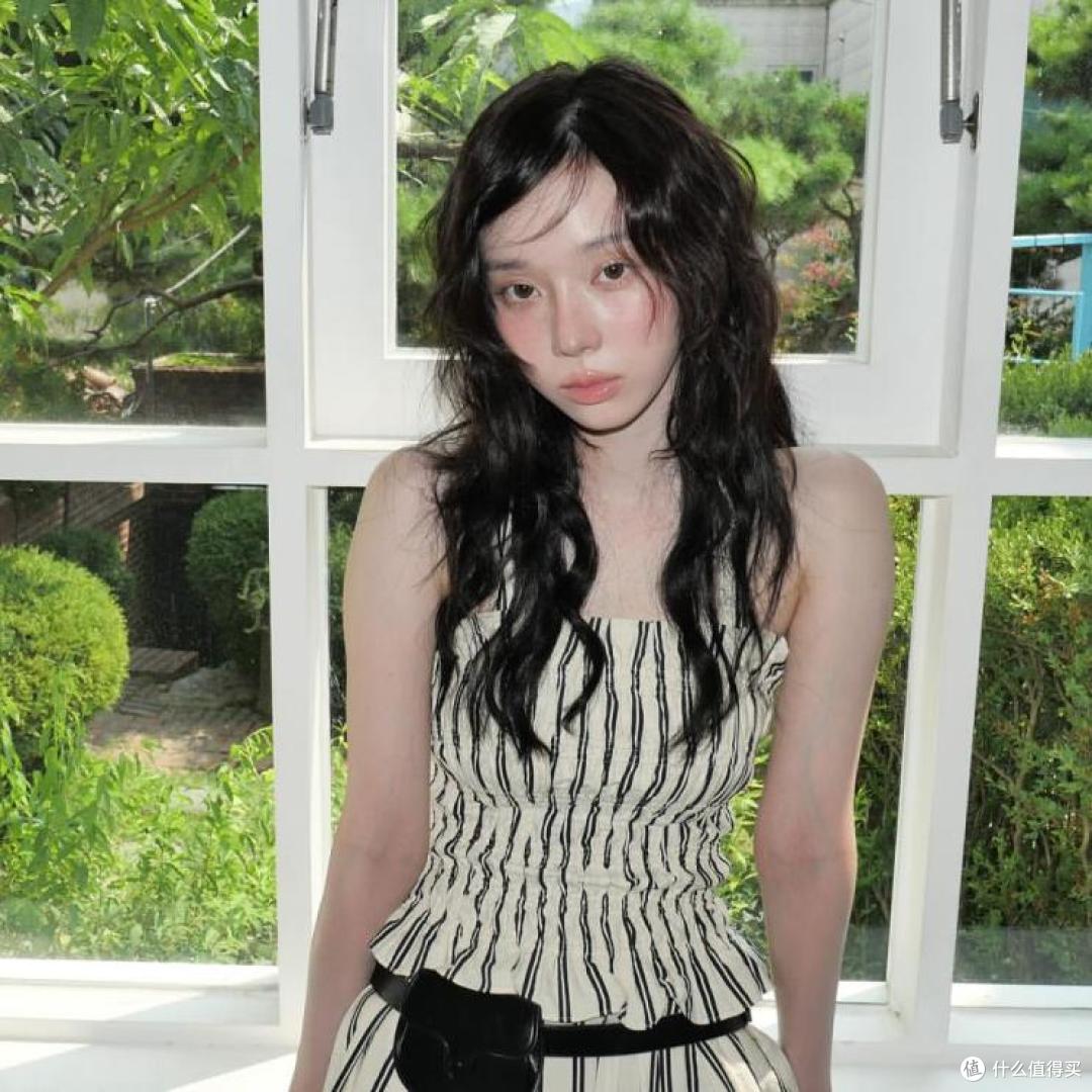 逆向美学潮流:无睫妆,秋冬很火的美妆趋势,展现自在真实的样貌