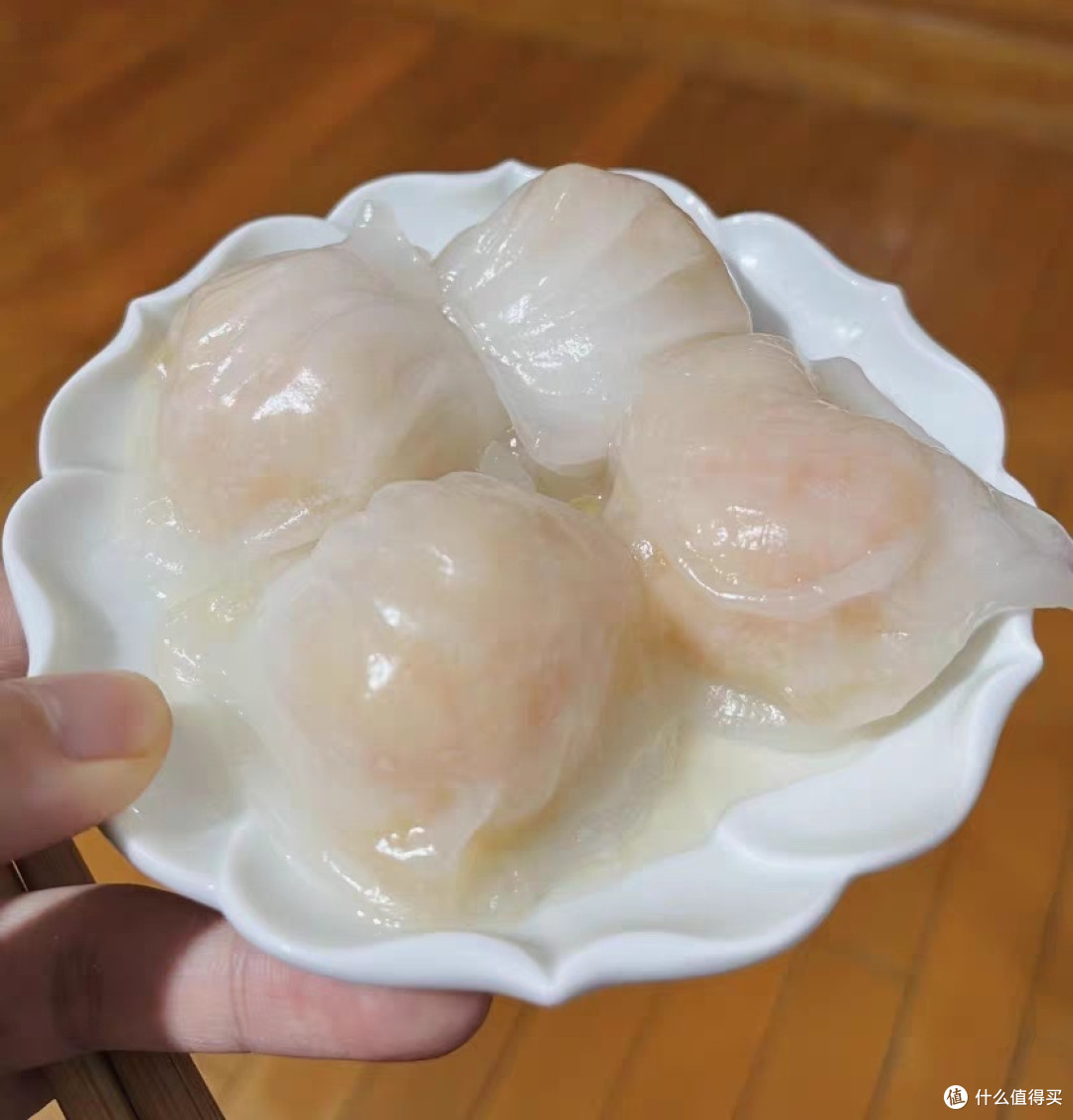 水晶虾饺,薄皮多馅,蒸熟即食哦!