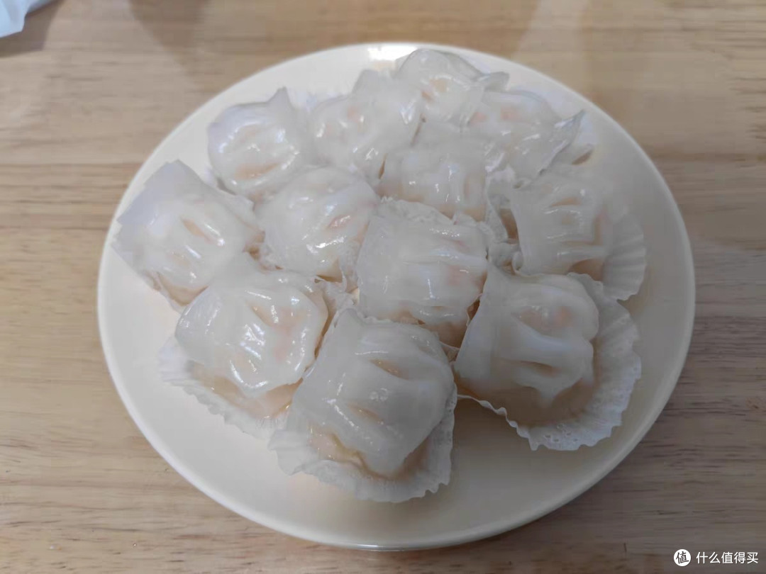 水晶虾饺,薄皮多馅,蒸熟即食哦!