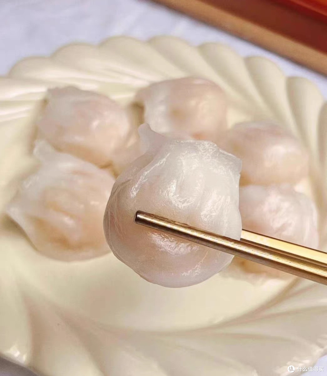 香煎虾饺,鲜香可口,满足挑剔的味蕾!