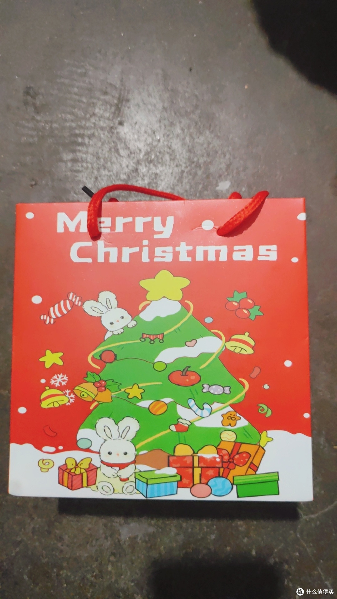 双旦礼盒开箱|大白兔奶糖圣诞树圆盒,甜到心坎的童年惊喜