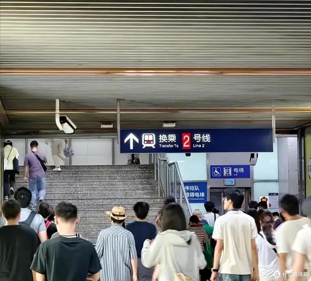北京地铁一年亏损229亿!全国只有5座盈利,爆满的地铁为何还会赔