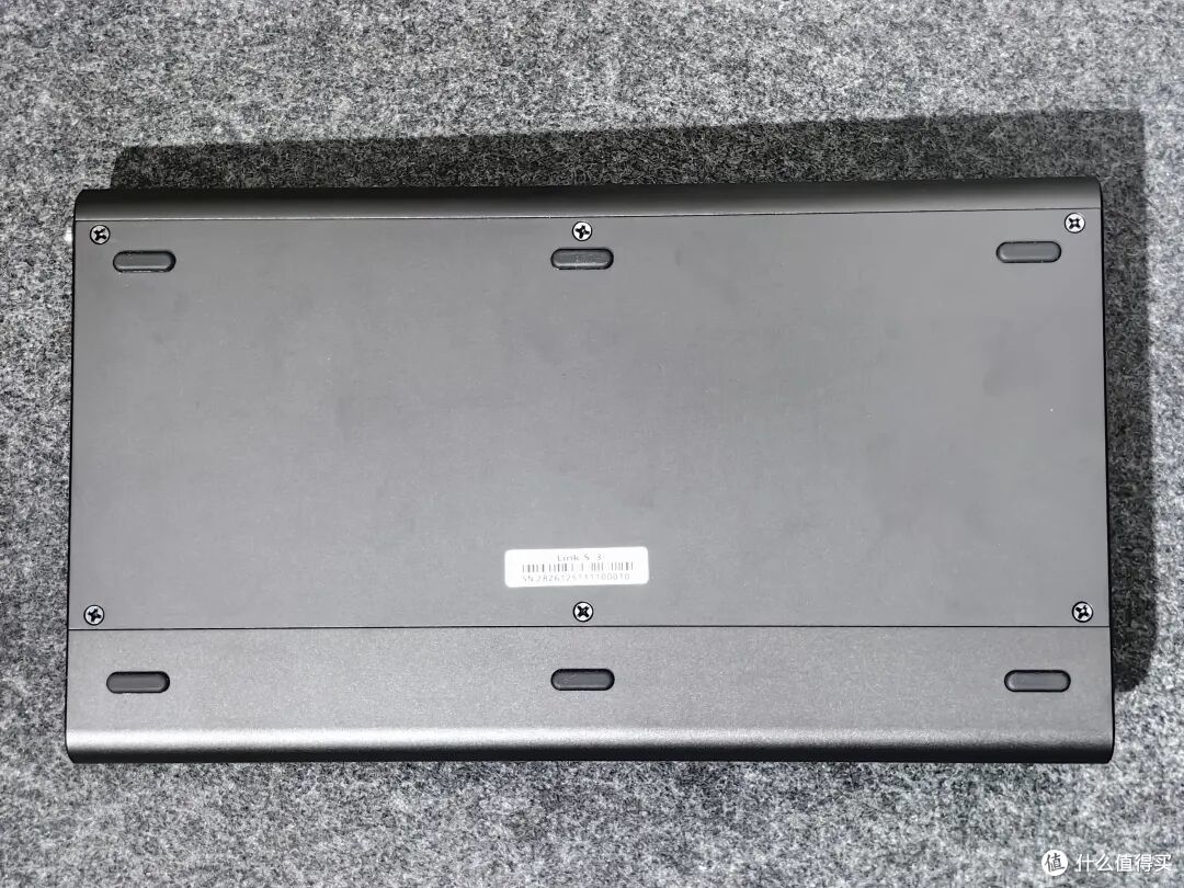 一台雷电5显卡坞,笔记本电脑也能外接5090!磐镭Link S-3实测