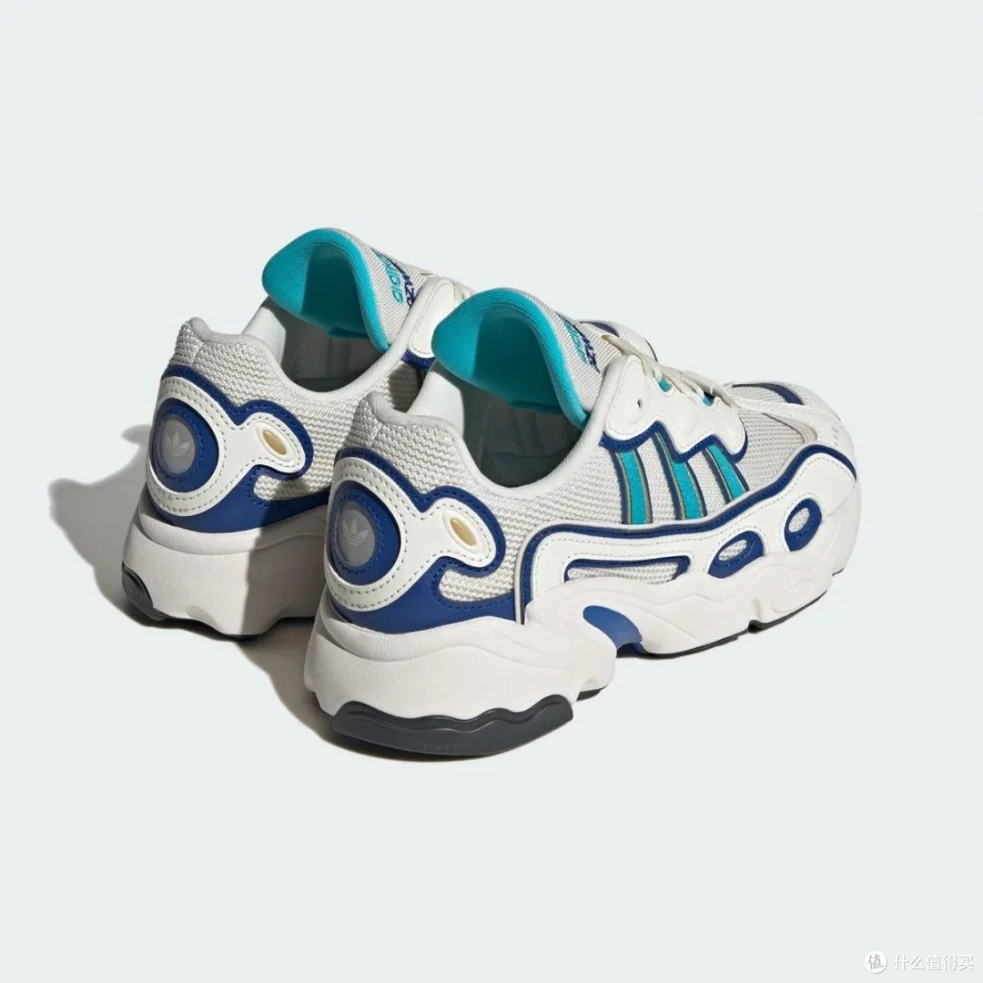 adidas情侣鞋40天实测:轻便百搭