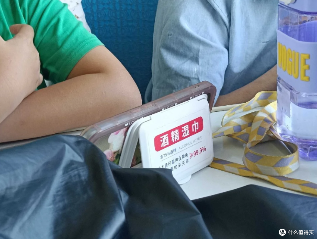 用完的“湿巾盖子”都能拿来干嘛？网友的点子，绝了