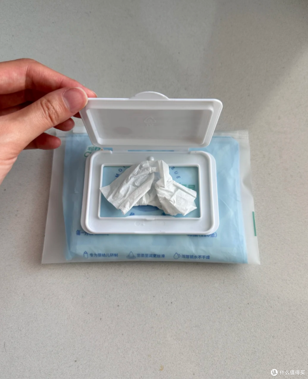 用完的“湿巾盖子”都能拿来干嘛？网友的点子，绝了