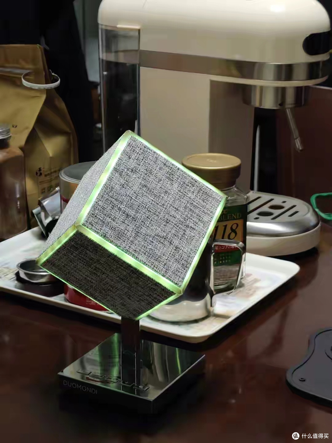 光影声色的轻奢玩物 意大利多曼尼DUOMONDI SPERO 10蓝牙音箱评测