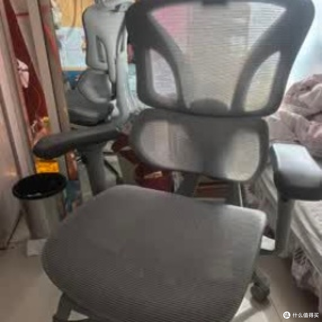 电竞椅与人体工学设计