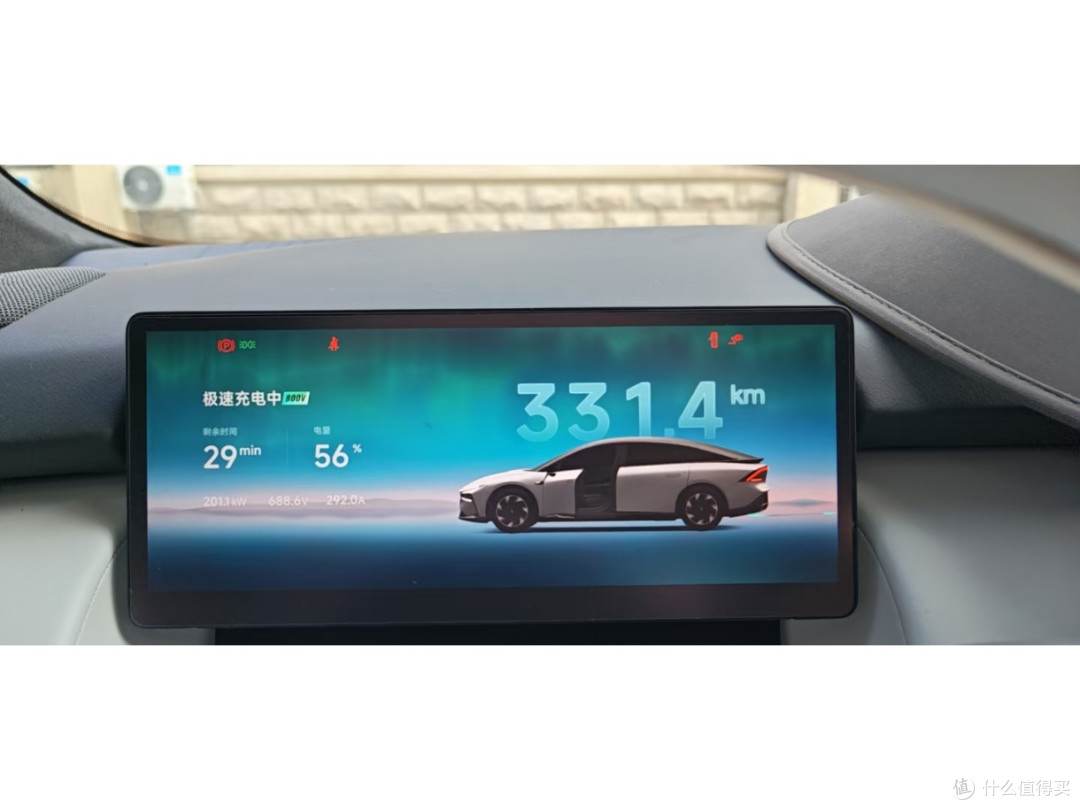 小鹏P7冬季用车实测!续航、保暖、充电全攻略