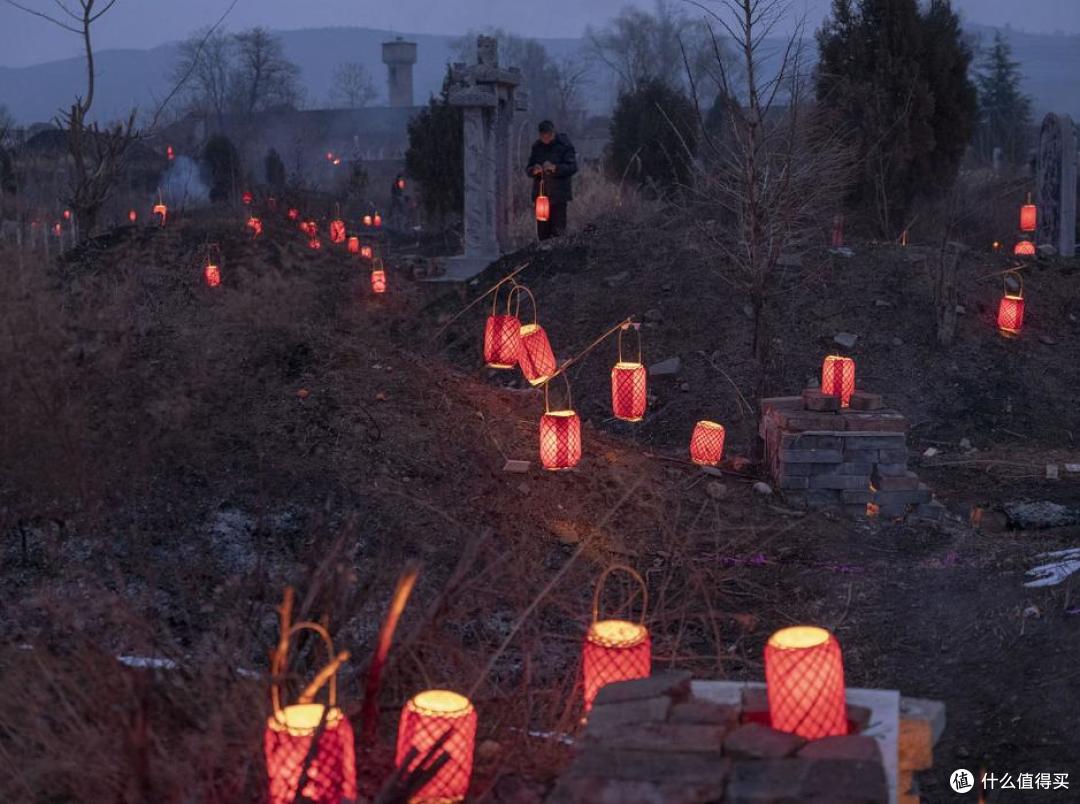 为什么说:“宁睡荒坟,不住破庙”?破庙里到底有什么?