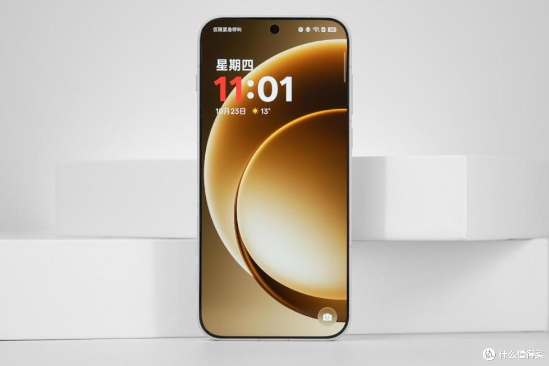 一加“太拼了”,16GB+1TB+7300mAh,顶级新旗舰再度降至新低价