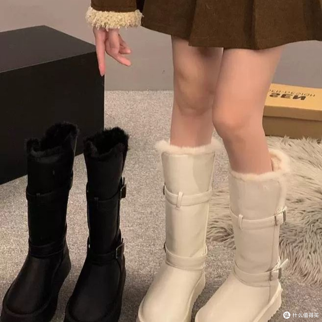 冬季旅行万能穿搭｜羽绒服配长靴，保暖又上镜的出行范本