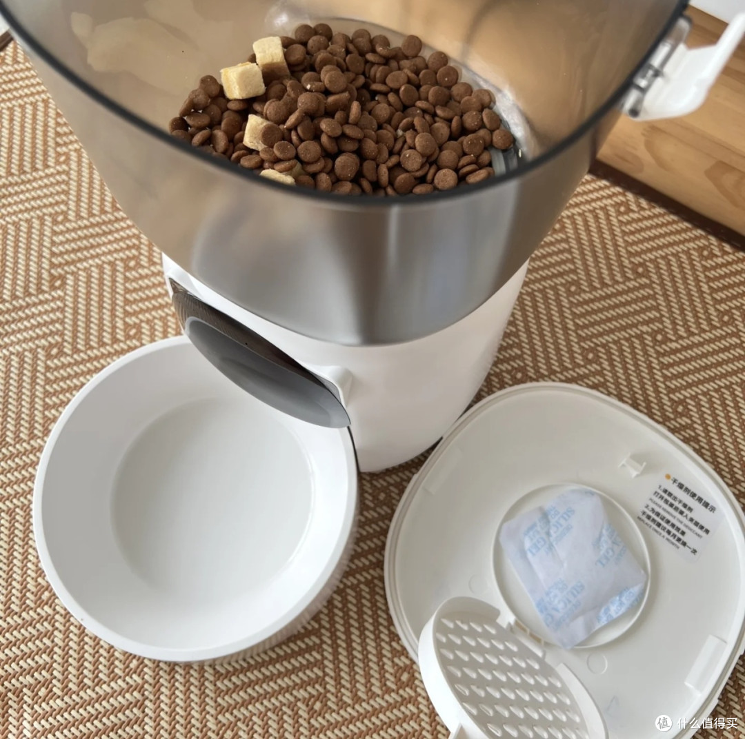 智能喂食器：远程守护宠物