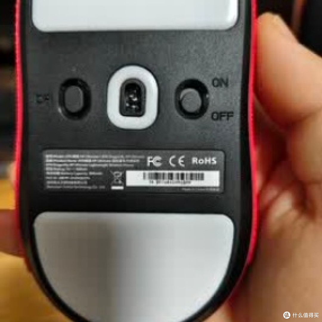 游戏鼠标进化史:从滚轮到无线RGB