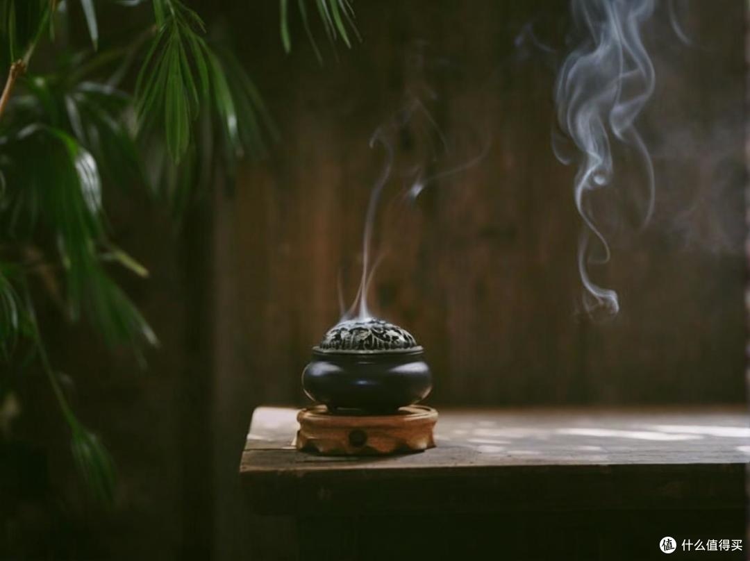 衣物总有异味?试试沉香线香,天然去味还安神