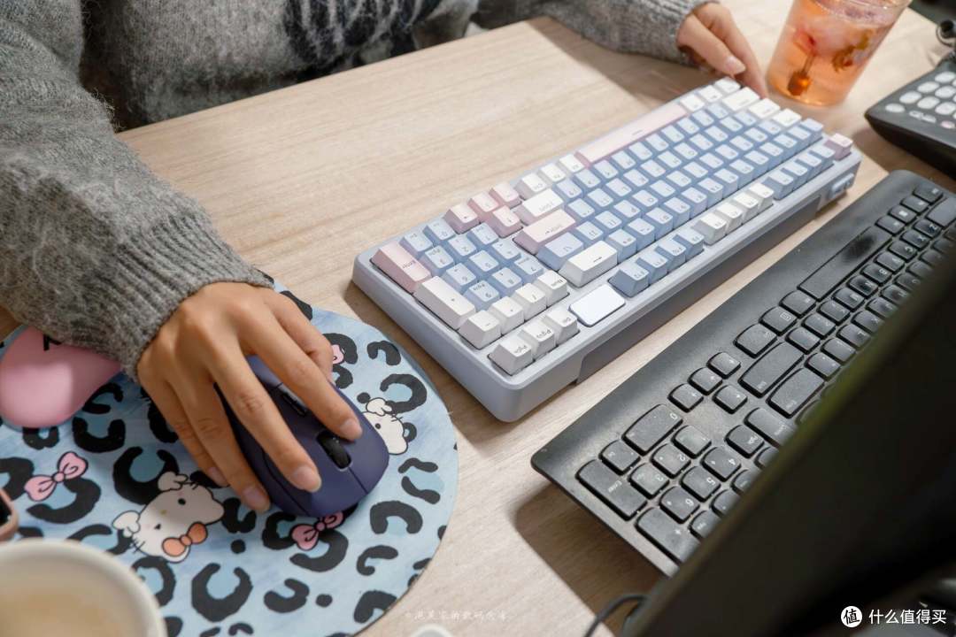 卷对方向了 雷柏VT9MAX & V700DIY-98长续航版体验