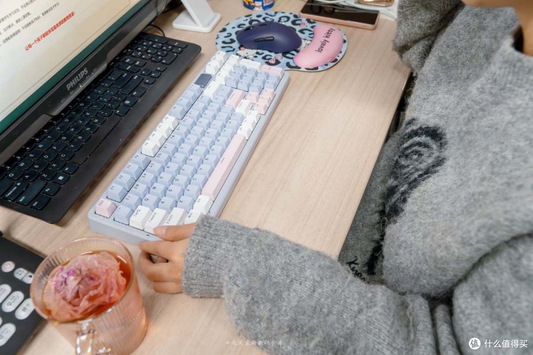 卷对方向了 雷柏VT9MAX & V700DIY-98长续航版体验