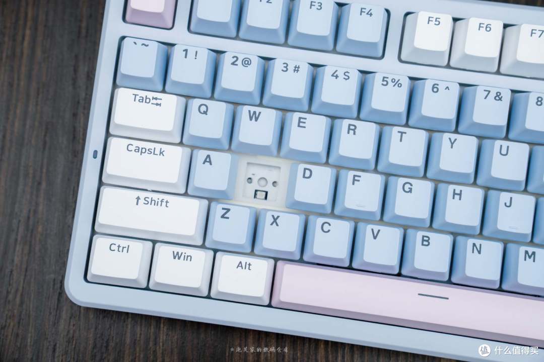 卷对方向了 雷柏VT9MAX & V700DIY-98长续航版体验