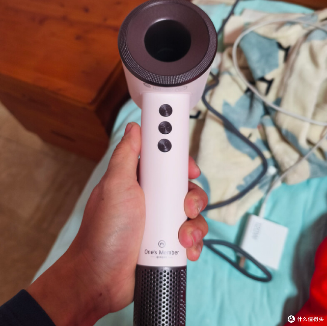 担心雷点多?吹风机怎么选好?十大品牌排行榜揭秘:痛点全扫净