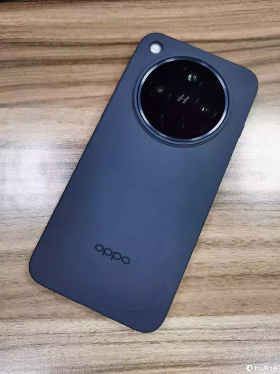 轻薄旗舰的全面进化 OPPO Find X8s+