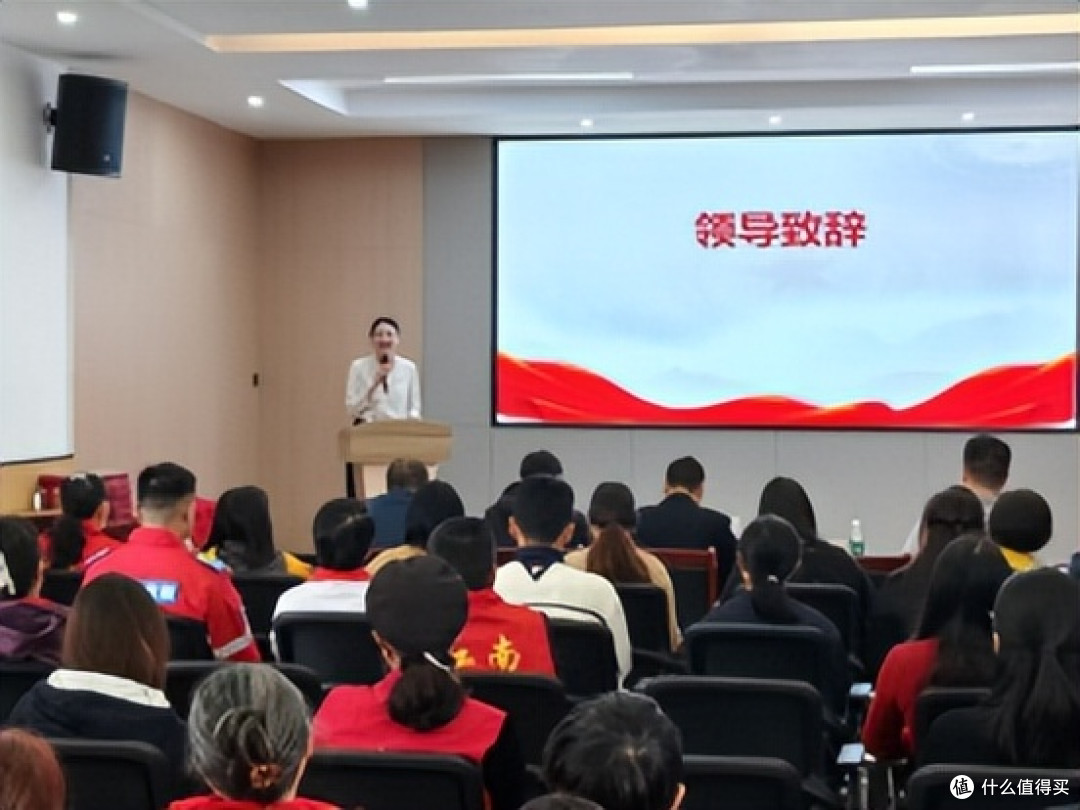 广东惠州:江南街道表彰志愿先锋 共启十五运服务文明新征程