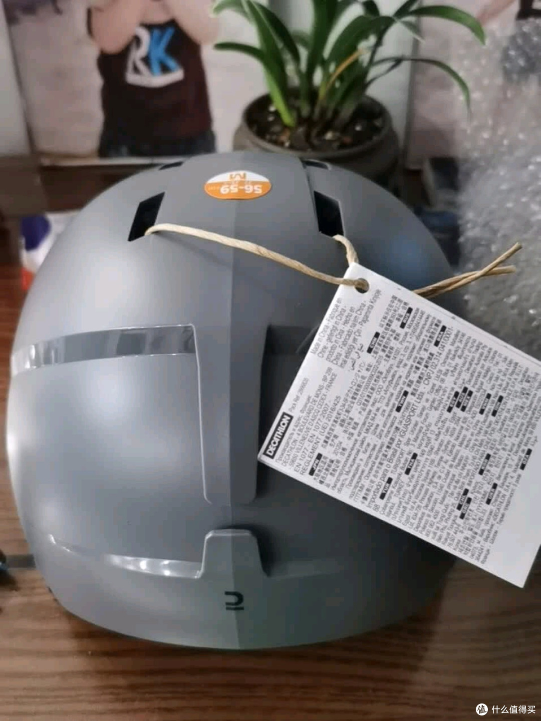 雪场小白省钱经：这几顶头盔，护你安全还护钱包