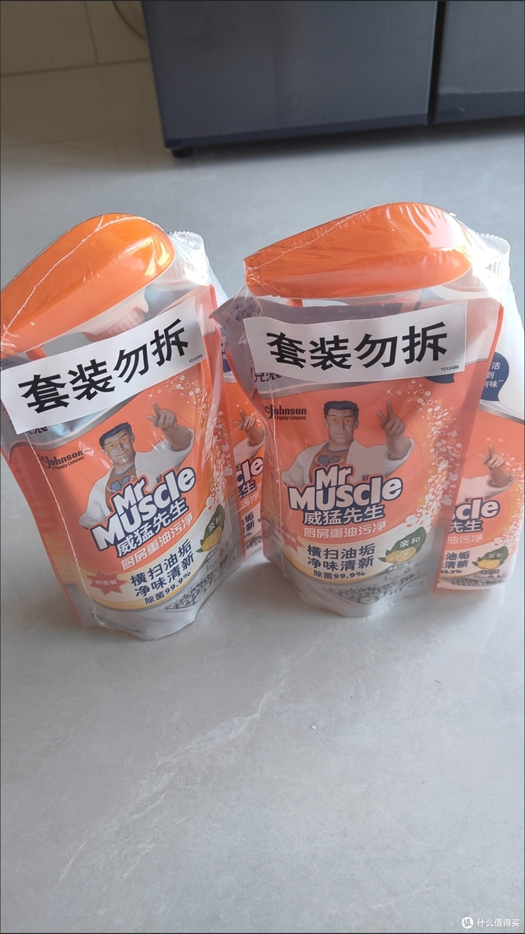一喷即净的快手神器——威猛先生 厨房重油污净