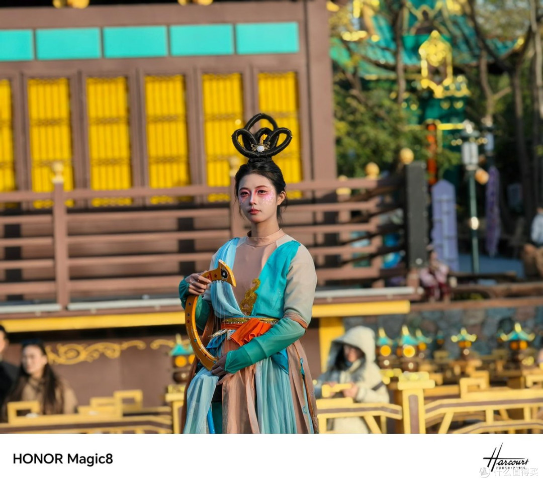 当标准版不再妥协:荣耀Magic8深度体验——旗舰机的「超纲」答卷