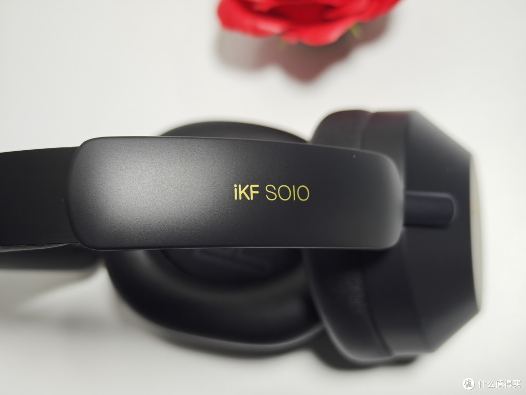 冬天,怎么选择一款“全能”的头戴式蓝牙耳机?iKF Solo给你答案