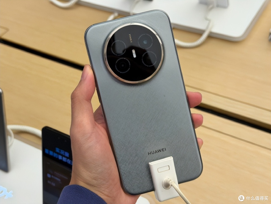 华为Mate70Air突然变香了,512GB+6500mAh,全系版本跌至新低