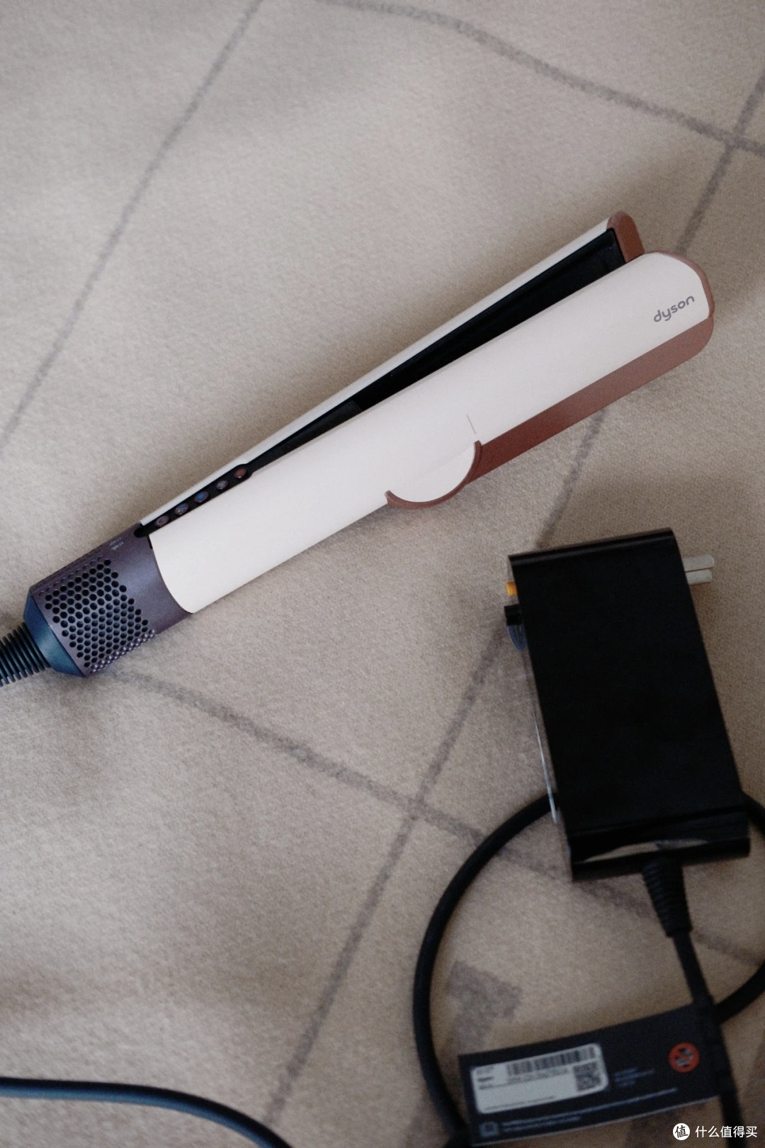 又爱又恨的直发吹风机