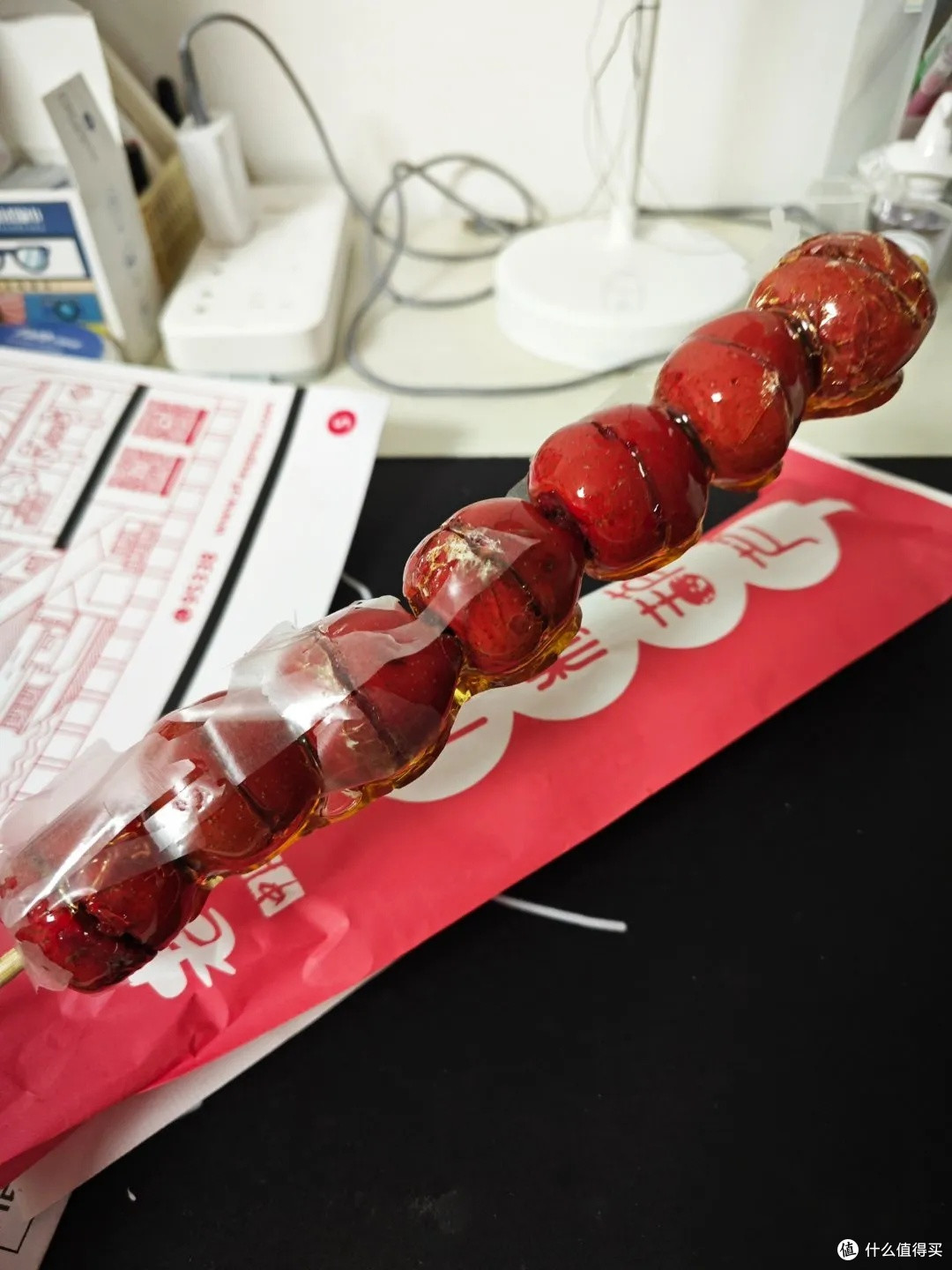 冰糖葫芦:冬日街头的甜蜜信物