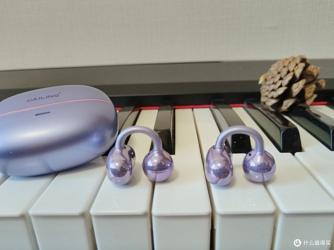 流光紫耳夹耳机很懂女生，戴灵C6 Pro，颜值与实力双在线