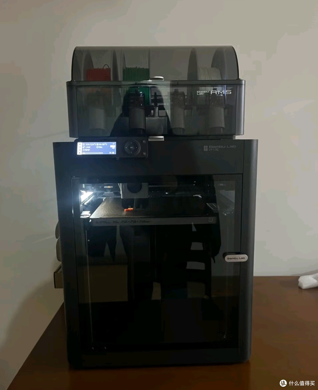 3D打印重塑家居美学:从定制书架到智能灯饰的创意革命