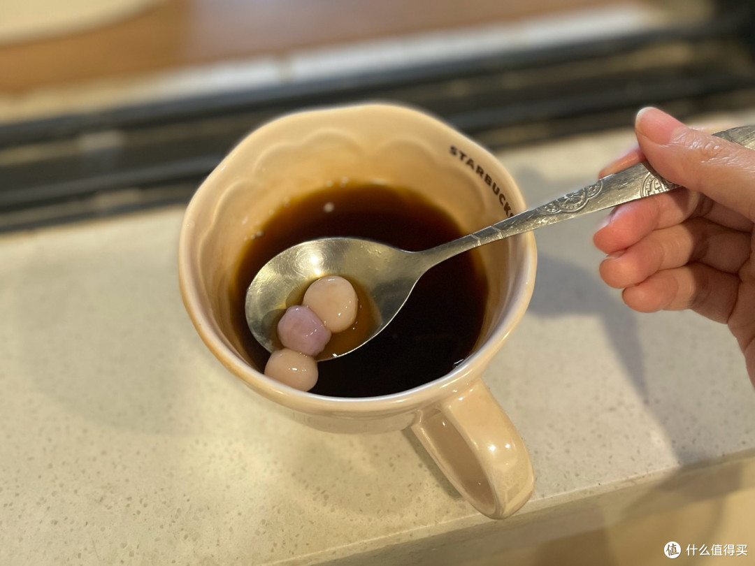 冬至，搓汤圆还是包水饺，还是吃思念汤圆！